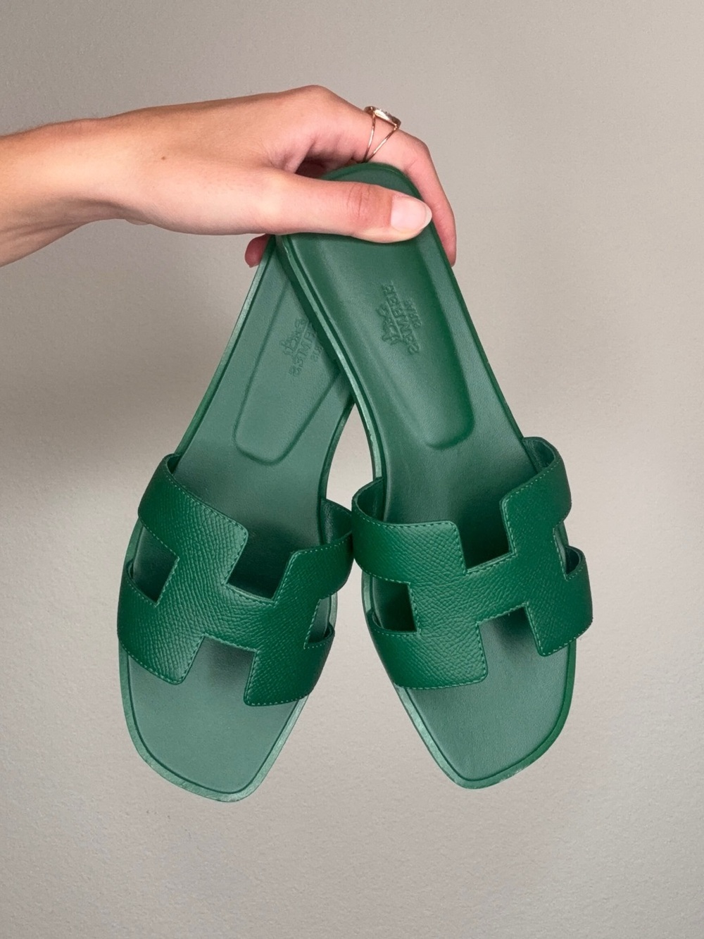 Hermes Green Oran Sandals in Epsom Leather